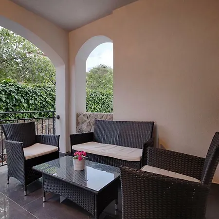 Vilaveja Apartment *